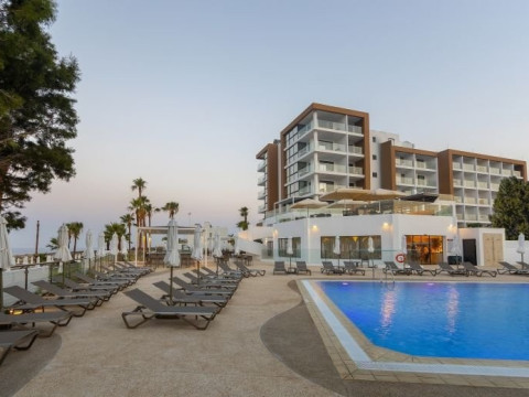 Leonardo Crystal Cove