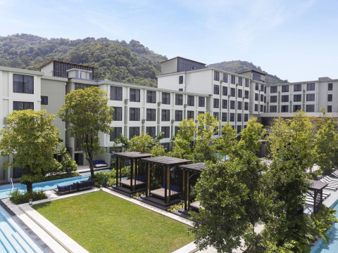 Four Points By Sheraton Phuket Patong Beach Resort