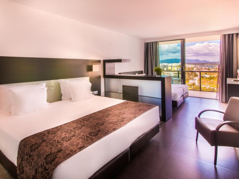 RR Hotel da Rocha