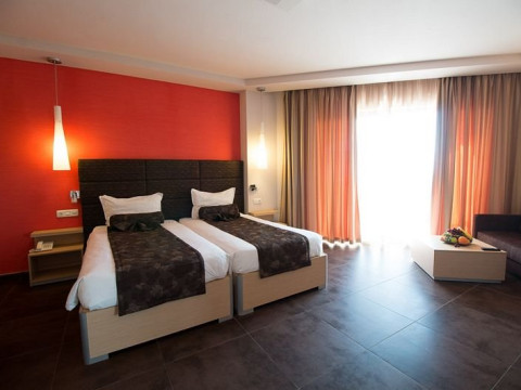 SUNSHINE HOTEL DOLCE VITA