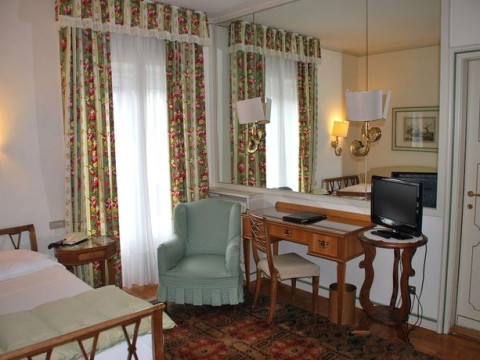 Hotel De La Poste
