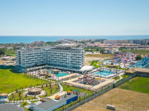 Hotel Dream Water World