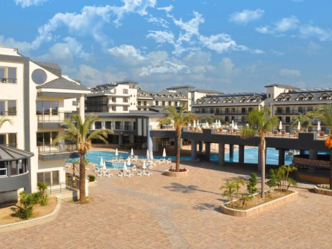 Hotel Dream World Palace