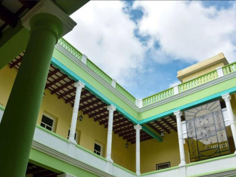 Hotel E Saratoga