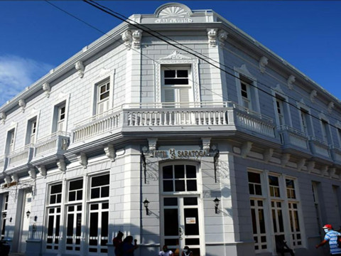 Hotel E Saratoga