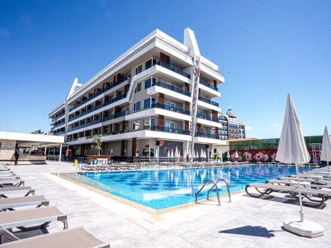 Grand Kolibri Prestige & Spa
