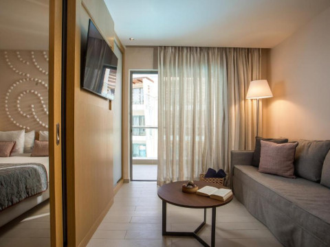 Hotel Eden Roc Resort