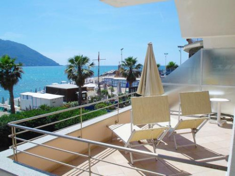 Hotel Elena