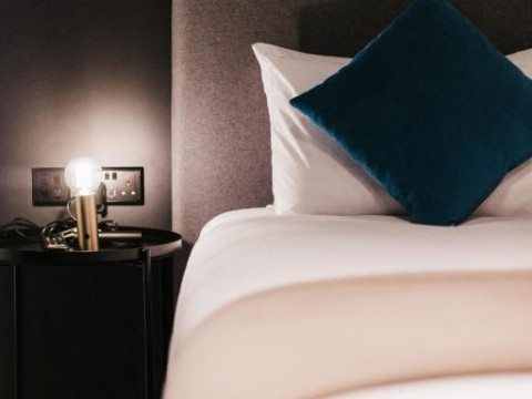 Hotel Eleven by Warren Collection
