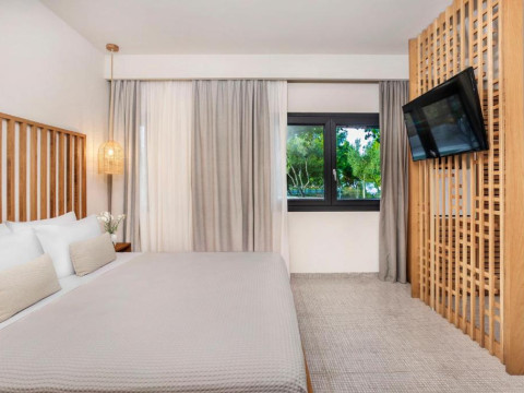 Hotel Elies 33 Bio Retreat (Adults Only 16+)