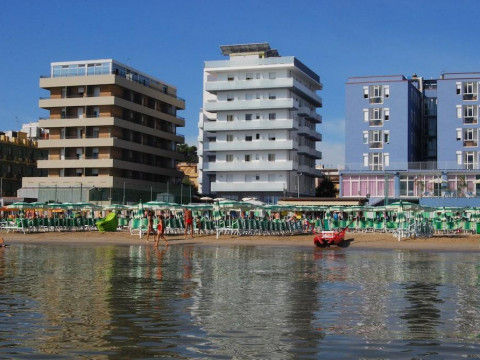 Hotel Embassy Pesaro