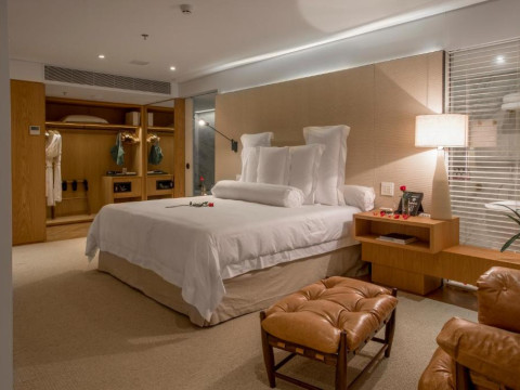 Hotel Emiliano Rio
