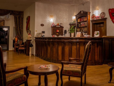 Hotel Emire