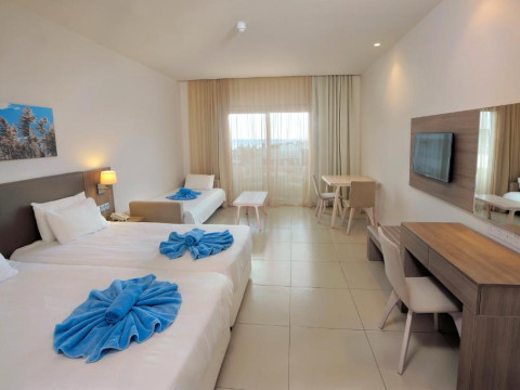 Hotel Euronapa Apartments