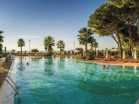 Hotel FAFA Mel Holiday