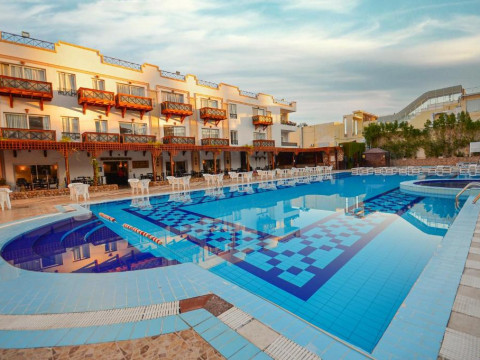 FALCON NAAMA STAR HOTEL_