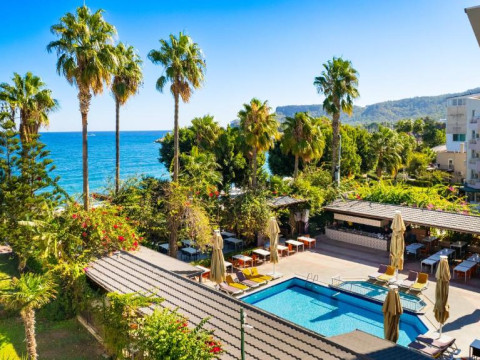 Hotel Fame Beach
