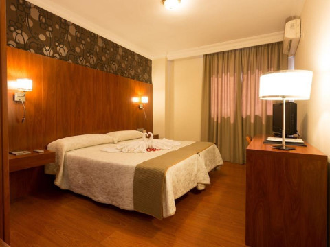 Hotel Familia Conde