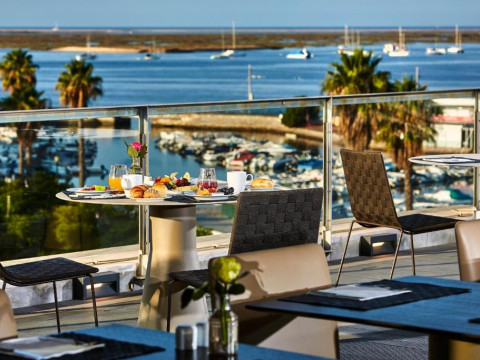 Hotel Faro & Beach Club