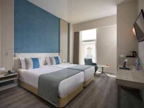 HOTEL FARO & BEACH CLUB