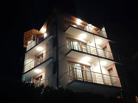 Hotel Favourite
