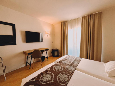 Hotel Fay Victoria Beach