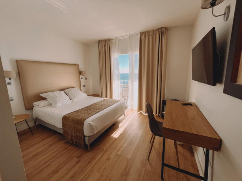 Hotel Fay Victoria Beach
