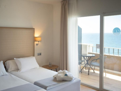 Hotel Fay Victoria Beach