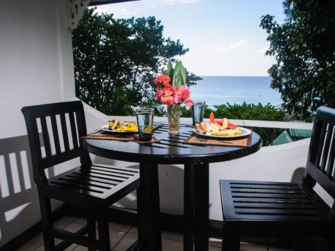 Hotel Firefly Beach Cottages