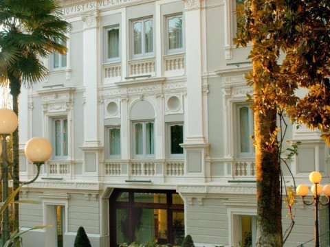 Hotel Flora