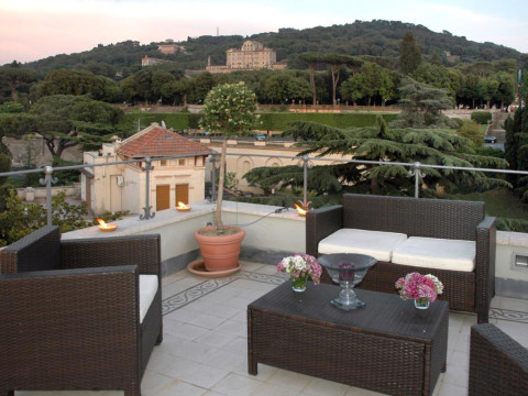 Hotel Flora