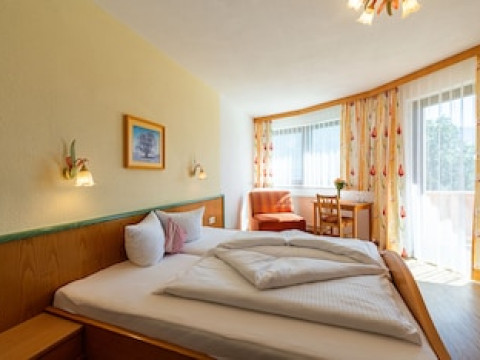 HOTEL GARNI ROMANTIK