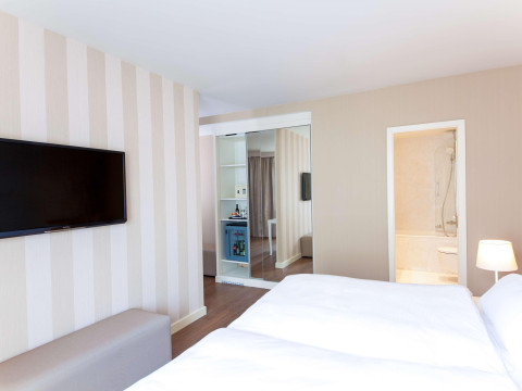 Hotel Geneva by Fassbind