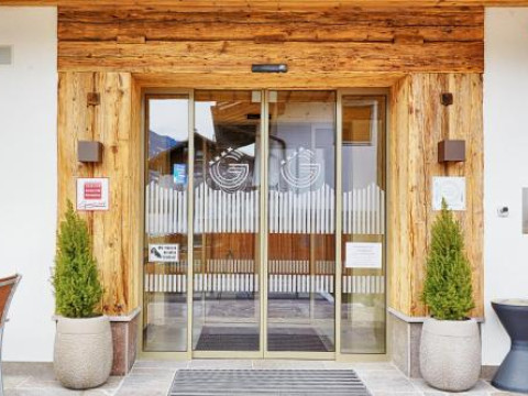 HOTEL GIESSENBACH