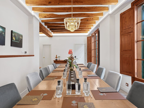 Hotel Gloria De Sant Jaume