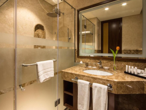 Hotel Golden Tulip Media