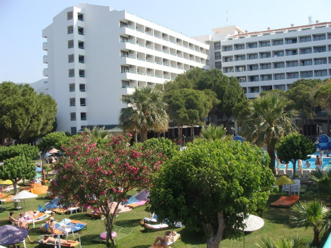 HOTEL GRAND EFE 
