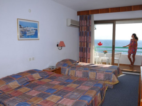 HOTEL GRAND EFE 