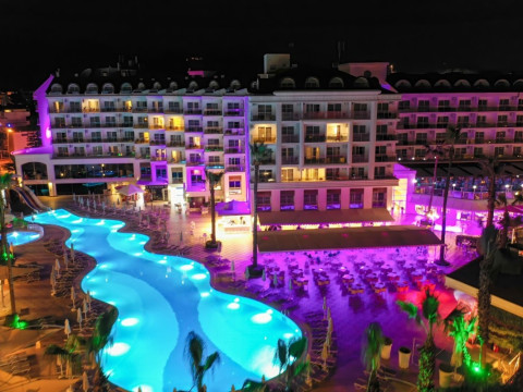 Hotel Grand Ideal Premium