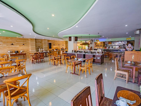 Hotel Grand Santhi