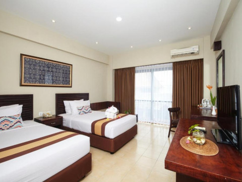 Hotel Grand Santhi