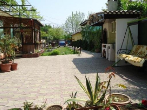 Vila Haris