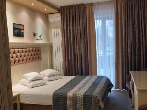 Hotel Holiday Maria