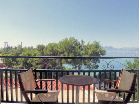 Danae Hotel