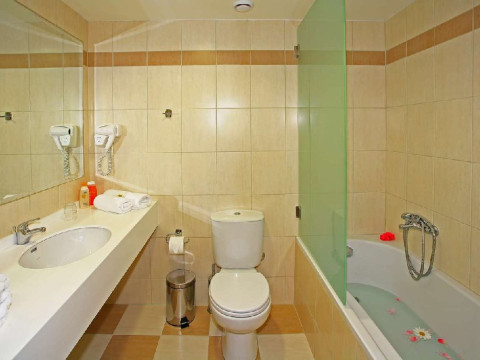 Katrin Hotel and Bungalows