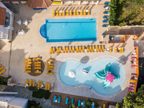 Katrin Hotel and Bungalows