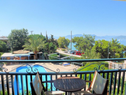 Danae Hotel