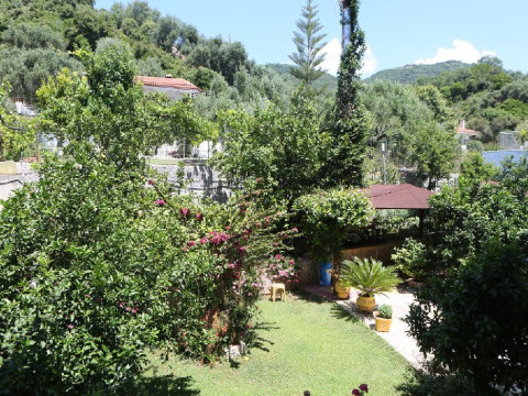 Korali House Studio Apartments