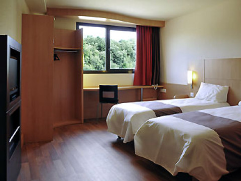 Hotel Ibis Girona Costa Brava