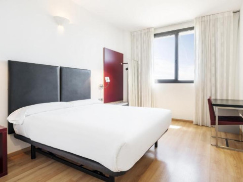 Hotel ILUNION Aqua 3